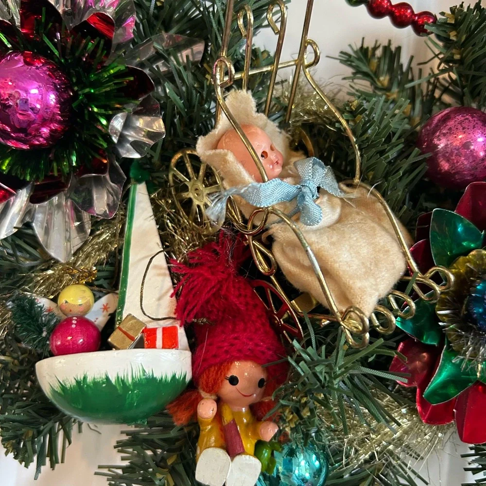 Vintage repurposed Festive Holiday Wreath with Red Bow - Picture 6 of 14